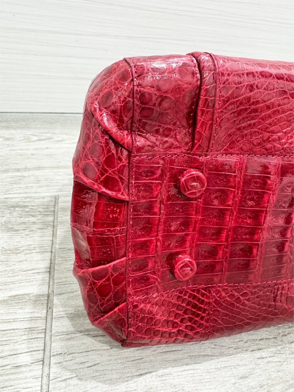 Like New Nancy Gonzalez Linda Medium Red Croc Satchel Top Handle Bag - Picture 6 of 15
